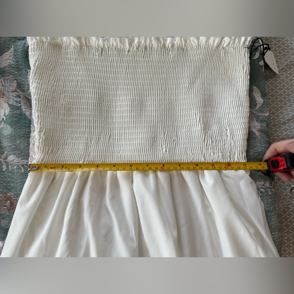 White Tiered Ruffled Elegant Maxi Dress - Picture 14 of 16